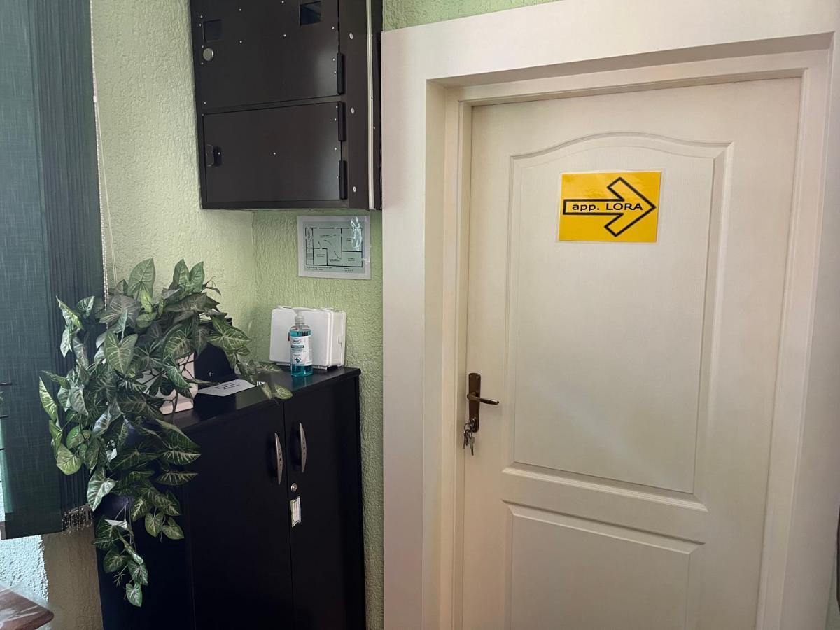 Appartement Apartman Lora à Rijeka Extérieur photo